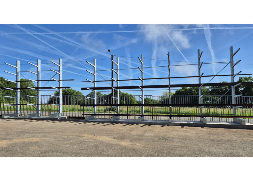 Cantilever industriel : stockez long, lourd et encombrant