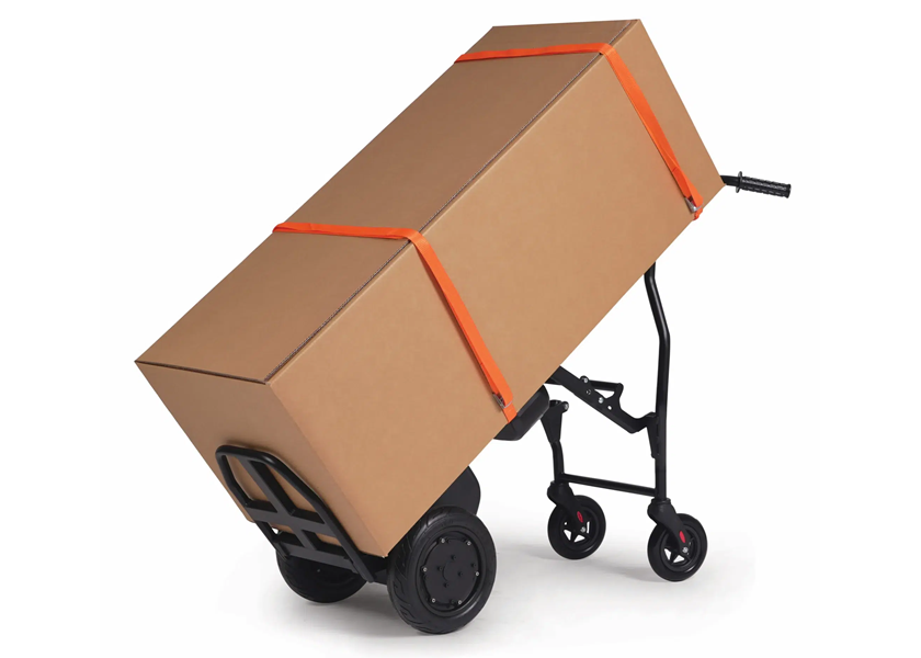Manutention ergonomique de colis grâce à un diable chariot motorisé.