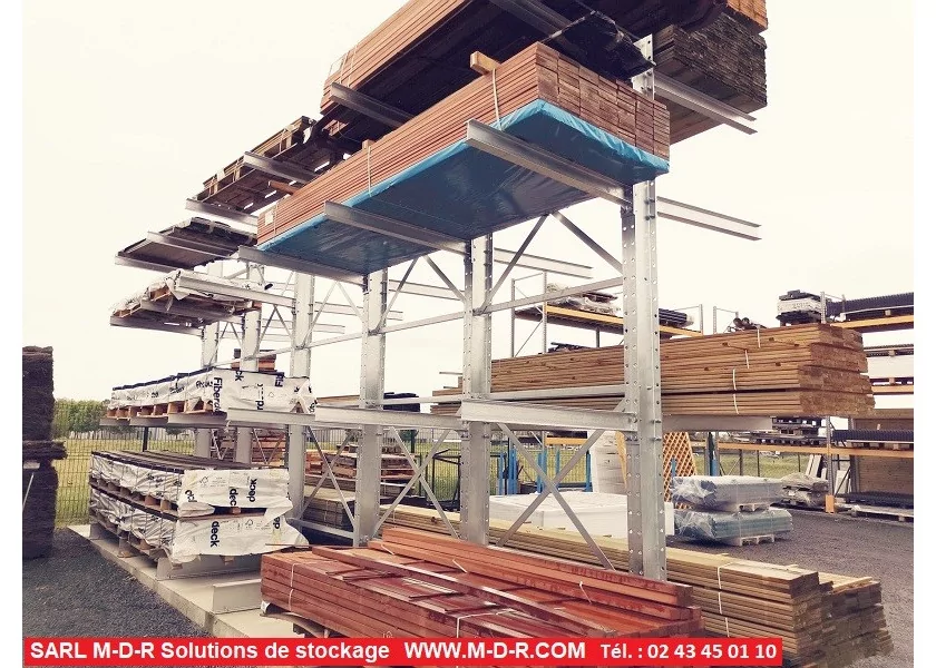 Cantilever simple face en situation d'utilisation