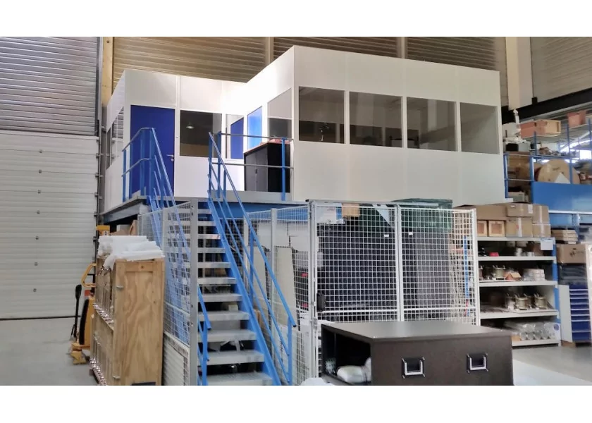 Plateforme de stockage 16 m² - C.U.R. 350 kg/m²
