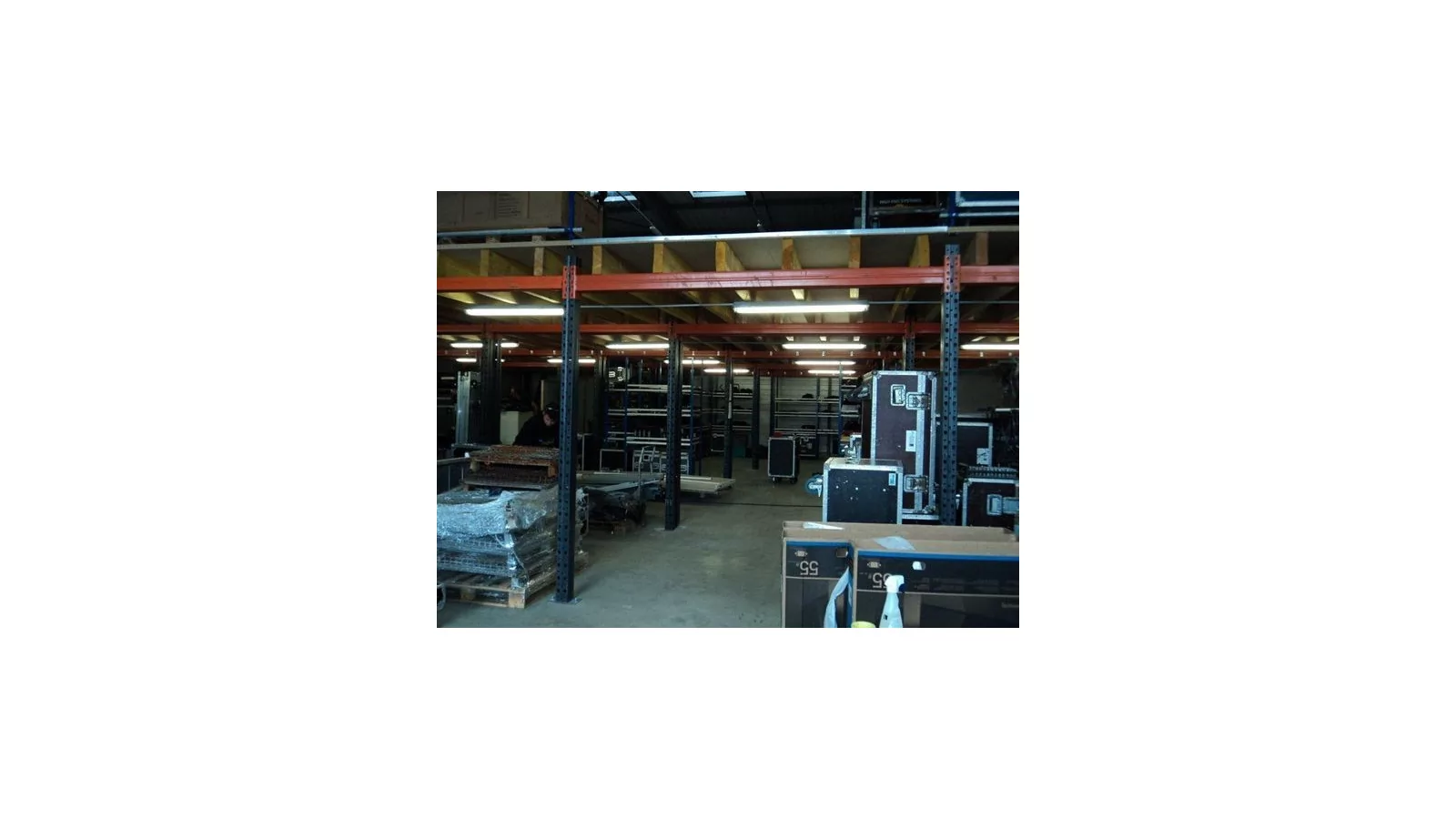 Plateforme de stockage 25 m² / Lot 52