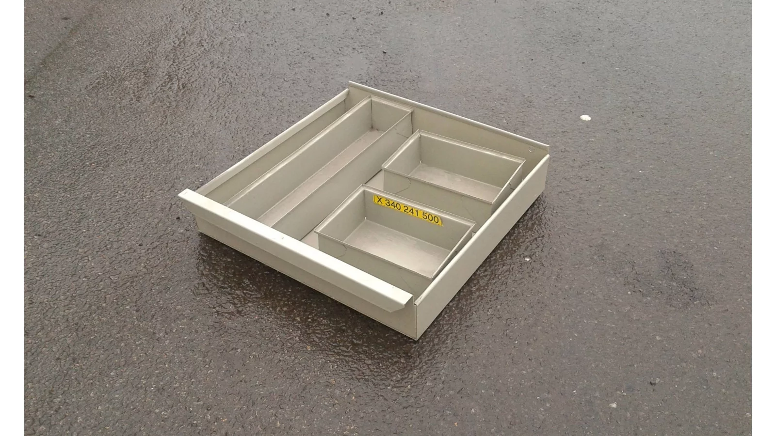 10 Bacs métallique - 10 Litres 10 Bacs métallique - 10 Litres
